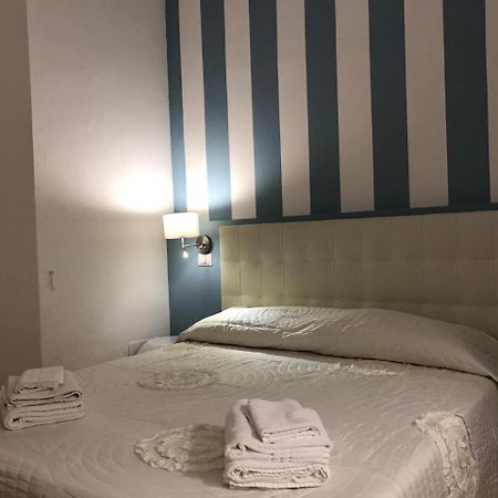 Sallustio Rooms - Rooms Only Siena Buitenkant foto