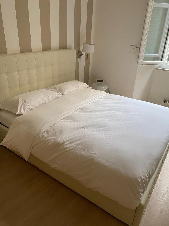 Sallustio Rooms - Rooms Only Siena Buitenkant foto
